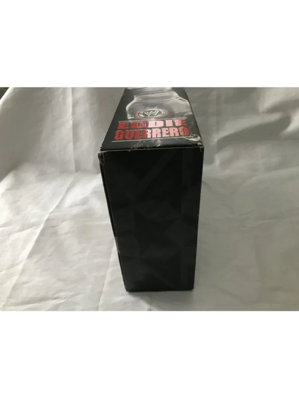 WWE Eddie Guerrero Unmatched Fury Platinum Figure + WWE Hologram Photo Lot Read